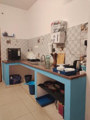 Stylish blue 2BHK | 2 km WhiteTown Vacation rental in Puducherry