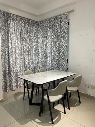 Private room with cozy and strategically located Vacation rental in Federal Territory of Kuala Lumpur