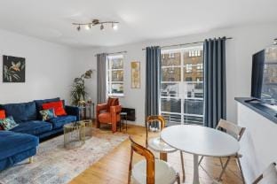 Prime 2-Bedroom Riverside Apartment | Near Canary Wharf | Parking | Fast Wi-Fi Vacation rental in London Borough of Southwark