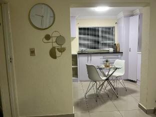 Royaltics place - cottage 2 Vacation rental in Roodepoort