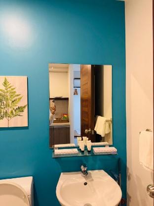Becca's Bedsit14@Horizons101 Vacation rental in Lapu-Lapu City
