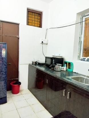 Boho 2BHK | 1.4 km Rock Beach | 1.2 km WhiteTown Vacation rental in Puducherry