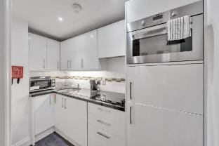 Timeless Mayfair Luxury in Central London Vacation rental in City of Westminster