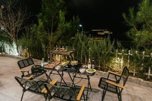 3-bedroom apartment with view of the cage house and pine forest Vacation rental in Dalat