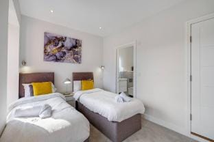 Purley Hillcrest House Vacation rental in Croydon