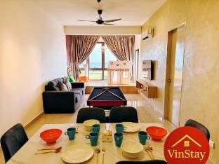 海景 巴黎度假公寓 8人入住 Pool桌球 游戏机 小孩玩具 Vacation rental in Malacca