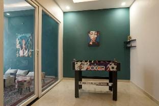 Five Door Retreat | 3 BHK | FF by Homeyhuts Vacation rental in Dehradun