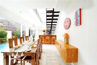 3BR Luxury Private Pool Villa near Mertasari Beach Vacation rental in Denpasar