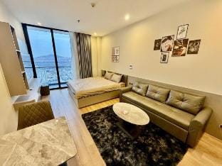 ICON40 Apartment is clean, airy, cheap Vacation rental in Vietnam