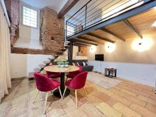 La Romance – Old Loft in the heart of Toulouse Vacation rental in Toulouse