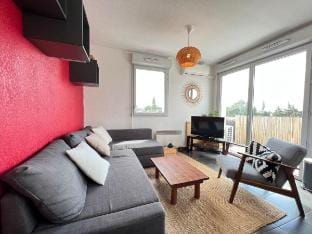 Le Pavot - 4 people terrace & stunning views - parking Vacation rental in Toulouse