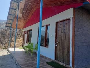 Mountain View Room with Balcony & Garden Vacation rental in Uttarakhand