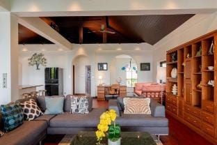 Villa Melita: 5 bedrooms, hillside w/pool,seaviews Vacation rental in Chalong