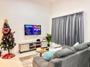 Klebang Villa 17Pax PrivateSwimmingPool TownArea Vacation rental in Malacca