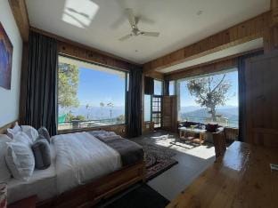 Kasar Escape Boutique Guesthouse-Binsar-Room 3 Vacation rental in Uttarakhand