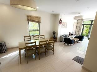 Villa 5 Phòng Ngủ Royal Lotus Hạ Long Vacation rental in Vietnam