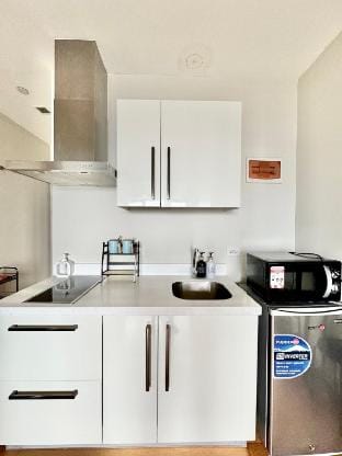 Penthouse-Style 48th Floor | Pool Access + Gym Vacation rental in Mandaluyong