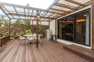 Aewol now-Esther Private house Jacuzzi duplex Vacation rental in South Korea