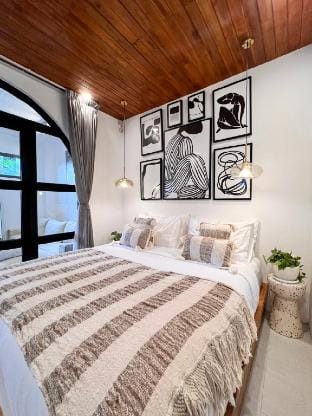 Bingin 1BR Near Gyms, Cafes & Bingin Beach Vacation rental in Bali