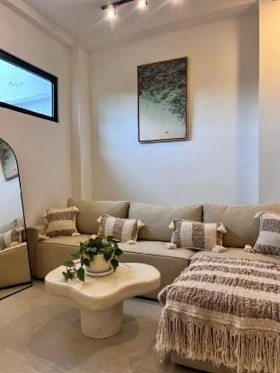 Bingin 1BR Near Gyms, Cafes & Bingin Beach Vacation rental in Bali