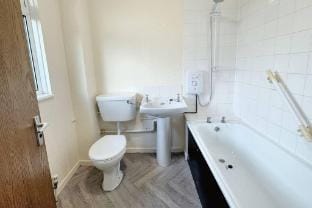 Peterborough Nice House with garden free parking Vacation rental in Huntingdonshire District