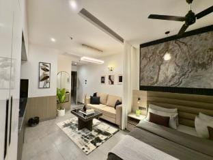 The Riviera | 38th Floor | River View Apartment Vacation rental in Noida