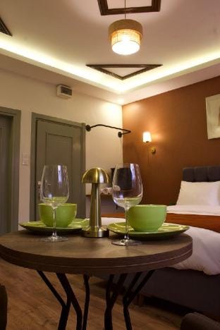 PeraHomes | Unit 1009DE • Warm, Central & Cozy Vacation rental in Istanbul