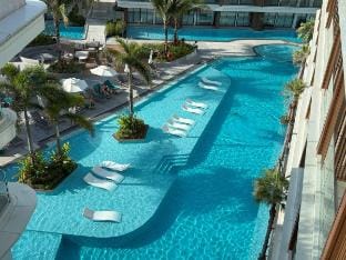 The Sunshine Beach Family Suite with pool Vacation rental in Choeng Thale