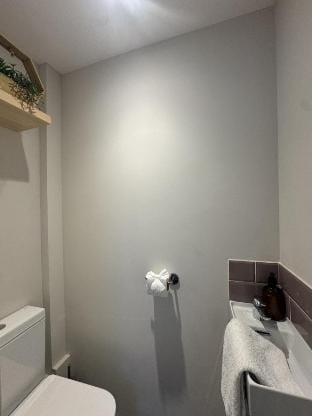 Sleeps 6 3bedroom House, Harlaxton Garden Driveway Vacation rental in South Kesteven District