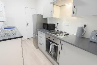 Quiet & Modern 3-Bed Home Near Beach & Marina Vacation rental in Hartlepool