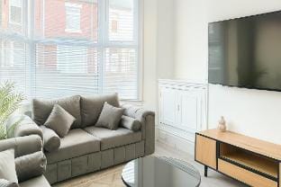 Quiet & Modern 3-Bed Home Near Beach & Marina Vacation rental in Hartlepool