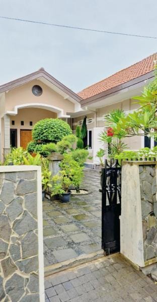 Roema 854 Homestay. 650 meters to Malioboro. Vacation rental in Yogyakarta