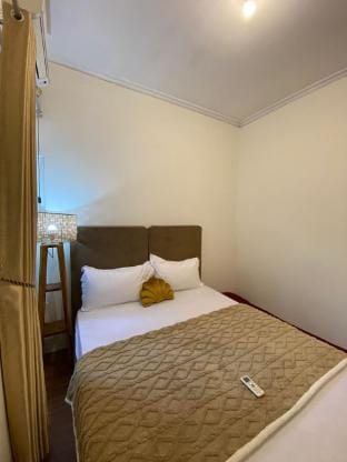 Loppelop Homestay, Tirtonirmolo Vacation rental in Special Region of Yogyakarta