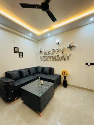 “Elfin luxe Homes”1 BHK flat Vacation rental in New Delhi