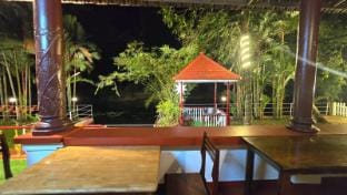 Backwater Retreat Kumarakom Vacation rental in Kottayam