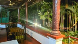 Backwater Retreat Kumarakom Vacation rental in Kottayam