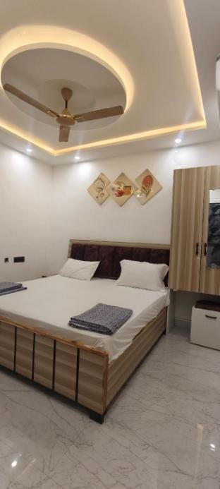 Mansi guest house , near ram mandir , ayodhya dham Vacation rental in Uttar Pradesh