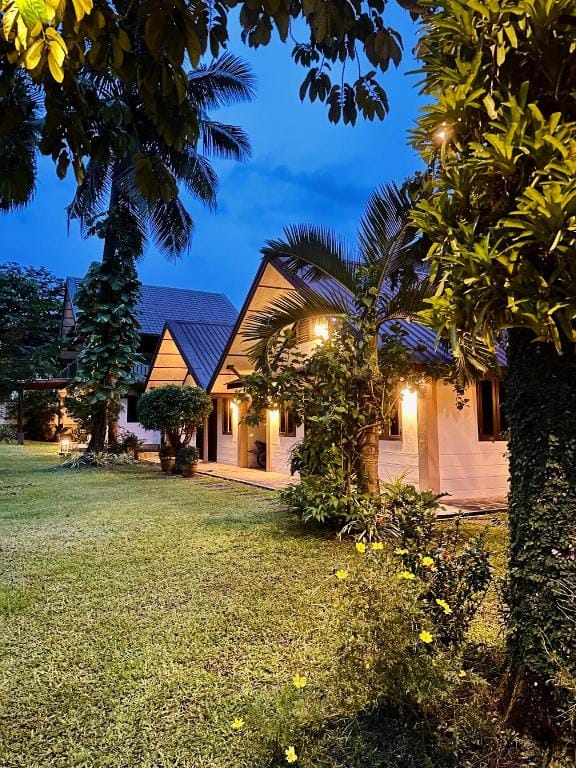 Banana Tourist Villa Hotel in Bicol
