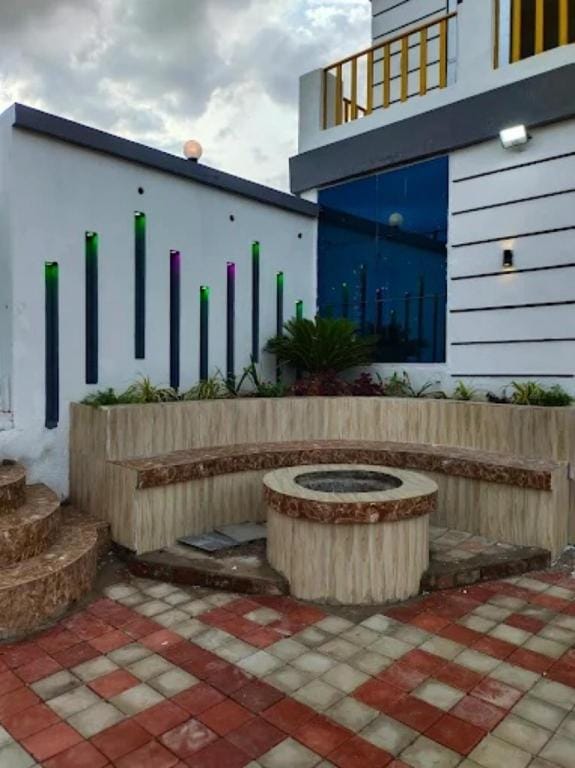 Shripad Pure veg Hotel and Lodging Aurangabad Hotel in Maharashtra