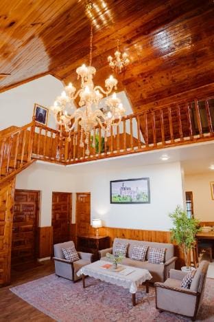 Leela huts 3-bhk entire hut with inside fireplace Villa in Manali