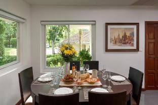 Peaceful 2-Bedroom Villa on Loch Palm Golf Course Villa in Kathu