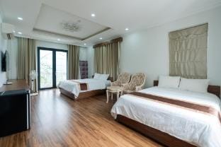 VILLA 4Q E10 SÂN GOLF TAM ĐẢO 7 PHÒNG NGỦ Villa in Vietnam