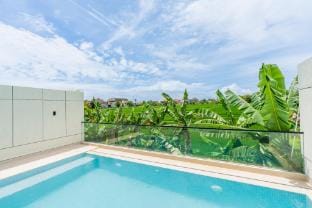 Casa Alden - 3BR Infinity Pool w/ Ricefield View Villa in North Kuta
