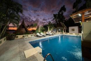 D Villa Phuket Villa in Wichit