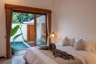 Uma Asri Beach Villa-Private Pool Near Beach Villa in Sukawati