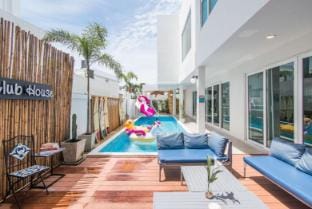 CLUB House Pool Villa Pattaya, 7 Bedrooms Villa in Pattaya City