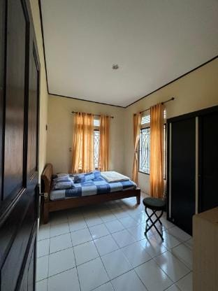 VILLA BIRU GUNDALING BERASTAGI Villa in Indonesia