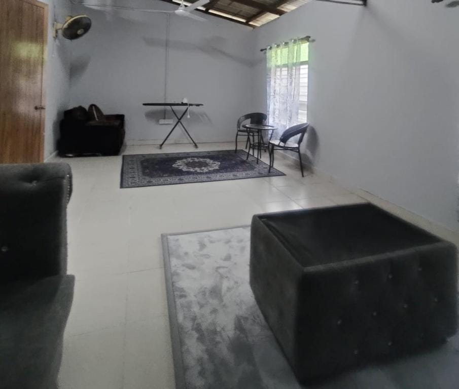 Homestay Selesa KBB 3 Guest House Vacation rental in Terengganu, Malaysia