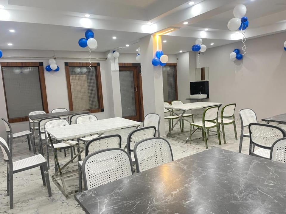Hotel Lotus Infinity By StayApart Bed and Breakfast in Uttarakhand