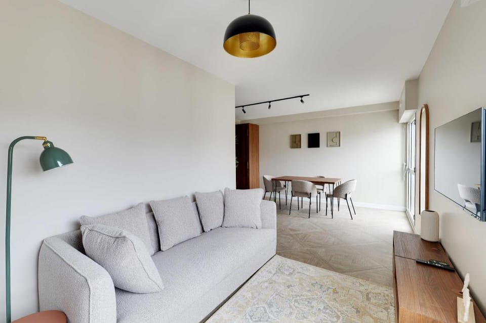 Spacious Apartment 1BR/2P - Nation Hotel in Paris
